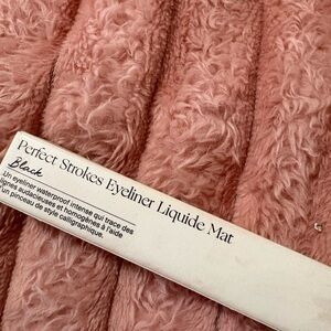 NIB rare beauty Perfect Strokes Eyeliner in Black